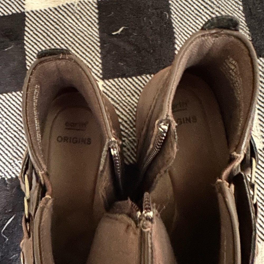 Earth Origins Brown Ankle Boots - Picture 4 of 5